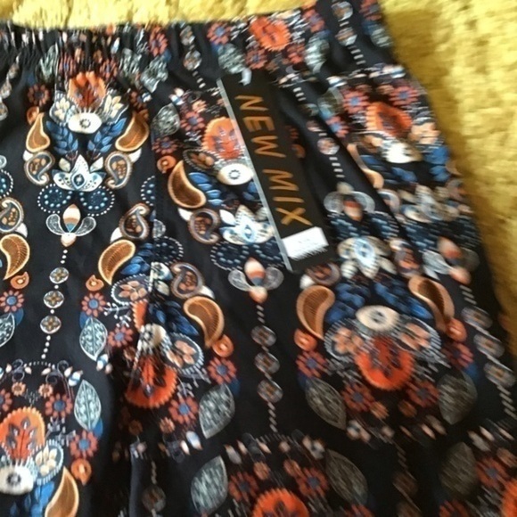 New mix NWT buttery soft floral leggings - Picture 4 of 10